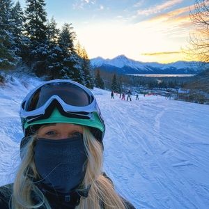 Meet your Posher, Brianna